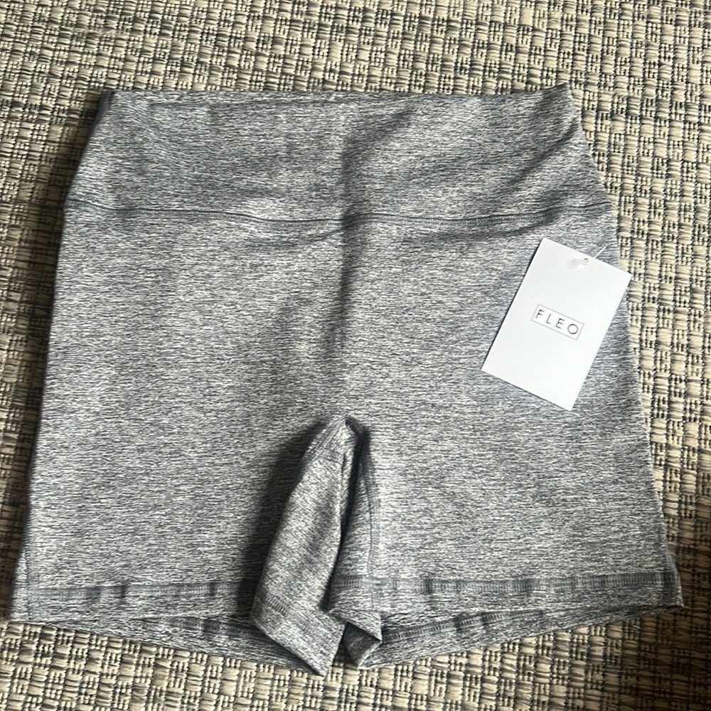 NWT Fleo Charge NFS Shorts, Grey Heather Size Large